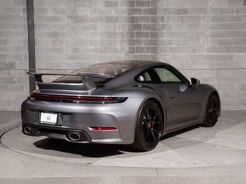 Used 2026 Porsche 911 Carrera T RWD image 8