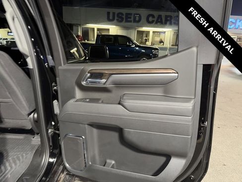 Used 2025 Chevrolet Silverado 1500 RST image 7