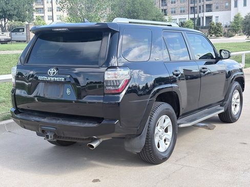 Used 2015 Toyota 4Runner SR5 RWD image 4