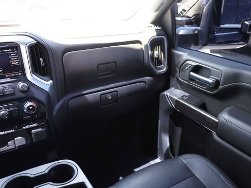 Used 2021 Chevrolet Silverado 2500 LTZ AWD/4WD image 22