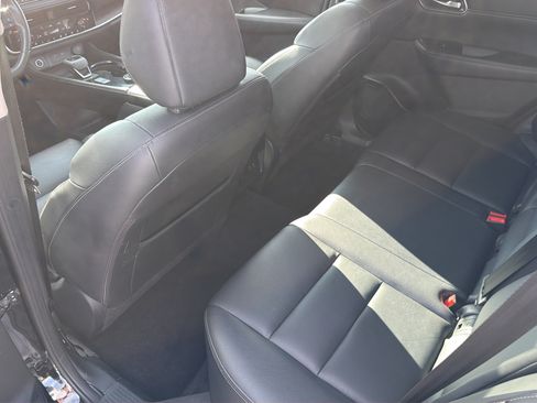 Certified 2021 Nissan Rogue SL AWD/4WD image 36