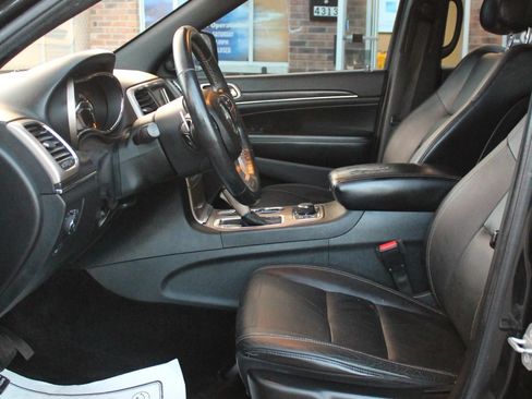Used 2016 Jeep Grand Cherokee Limited w/ Trailer Tow Group IV AWD/4WD image 13