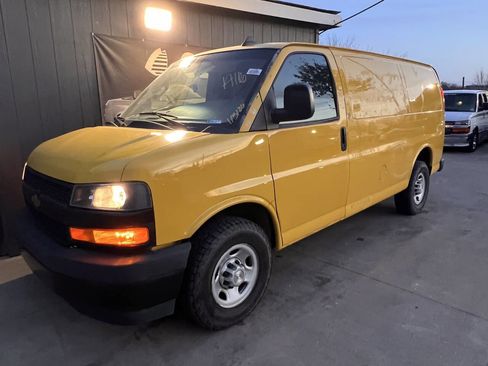 Used 2021 Chevrolet Express 2500 image 1