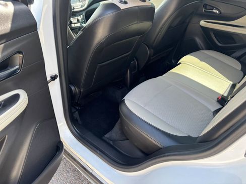 Used 2018 Buick Encore Preferred FWD image 29