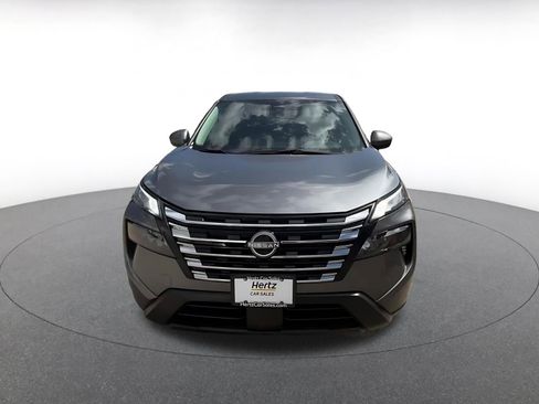 Used 2025 Nissan Rogue SV FWD image 4