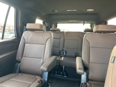 Used 2023 Chevrolet Tahoe High Country image 21