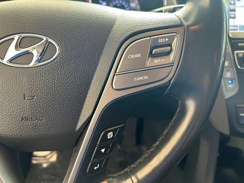Used 2017 Hyundai Santa Fe Limited AWD/4WD image 47
