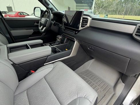 Used 2025 Toyota Tundra Limited w/ Power Package image 19