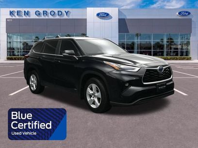 Used 2023 Toyota Highlander LE