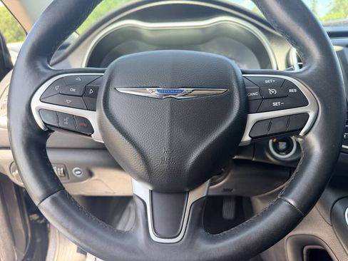 Used 2017 Chrysler 200 Limited Platinum w/ Comfort & Convenience Group FWD image 37