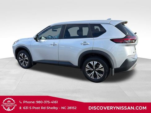Certified 2023 Nissan Rogue SV FWD image 8