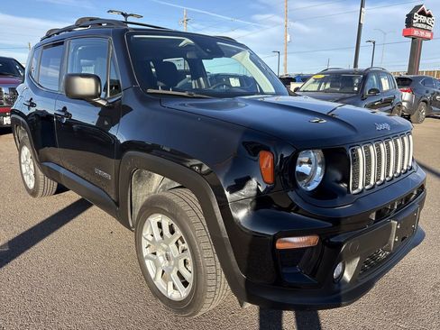 Used 2022 Jeep Renegade Latitude image 7