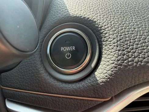 Used 2024 MAZDA CX-90 Plug-In Hybrid w/ Preferred AWD/4WD image 19