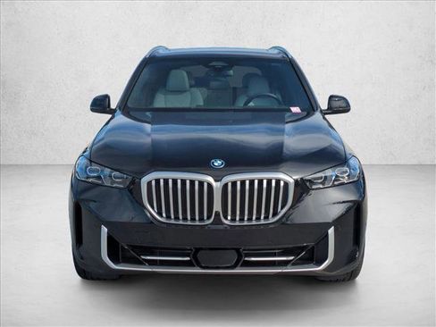 Certified 2026 BMW X5 xDrive50e w/ Executive Package AWD/4WD image 2