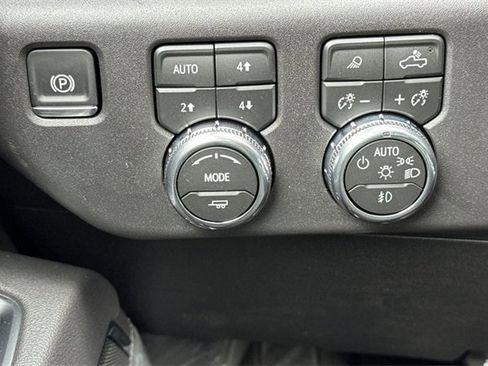 New 2026 GMC Sierra 1500 SLT w/ SLT Premium Plus Package image 31