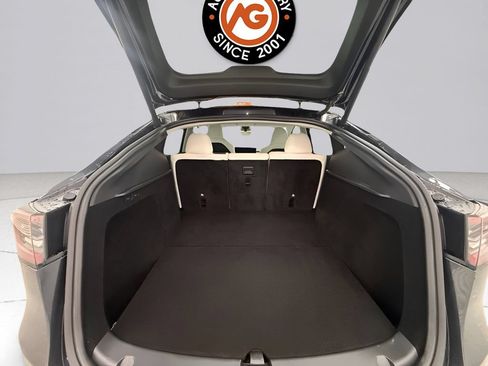 Used 2024 Tesla Model Y Long Range RWD image 26