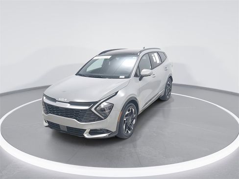 Used 2023 Kia Sportage SX image 3