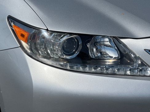 Used 2013 Lexus ES 350 4dr Sdn w/ Premium Pkg image 10