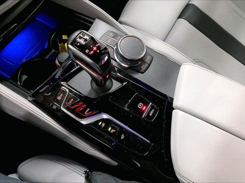 Used 2023 BMW M5 w/ Competition Package image 39