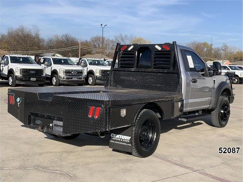 Used 2020 Ford F450 XL w/ Power Equipment Group image 2