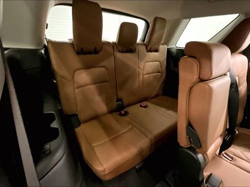 New 2026 Nissan Pathfinder Platinum w/ Cargo Package AWD/4WD image 36