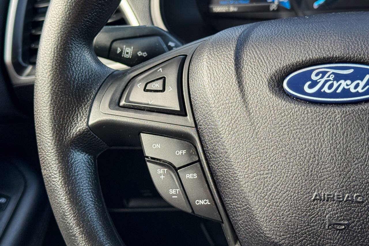 Used 2024 Ford Edge SE AWD/4WD image 24
