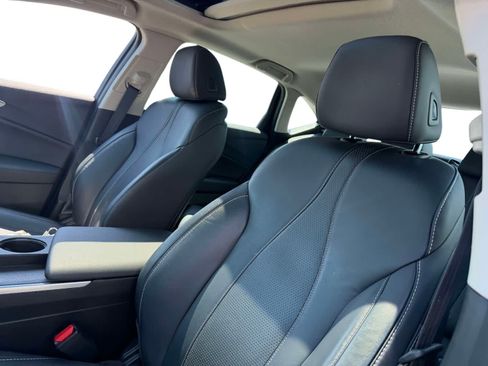 Used 2023 Acura TLX w/ Technology Package FWD image 11