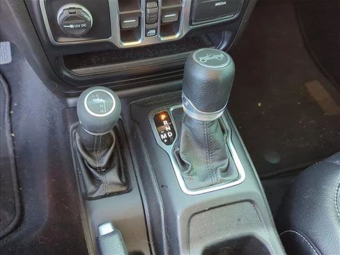 Used 2019 Jeep Wrangler Unlimited Sport S image 19