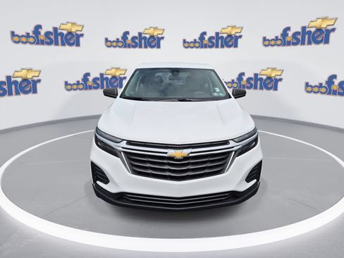 Certified 2022 Chevrolet Equinox LS AWD/4WD image 4