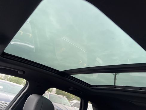 New 2025 Audi Q3 2.0T Premium image 24