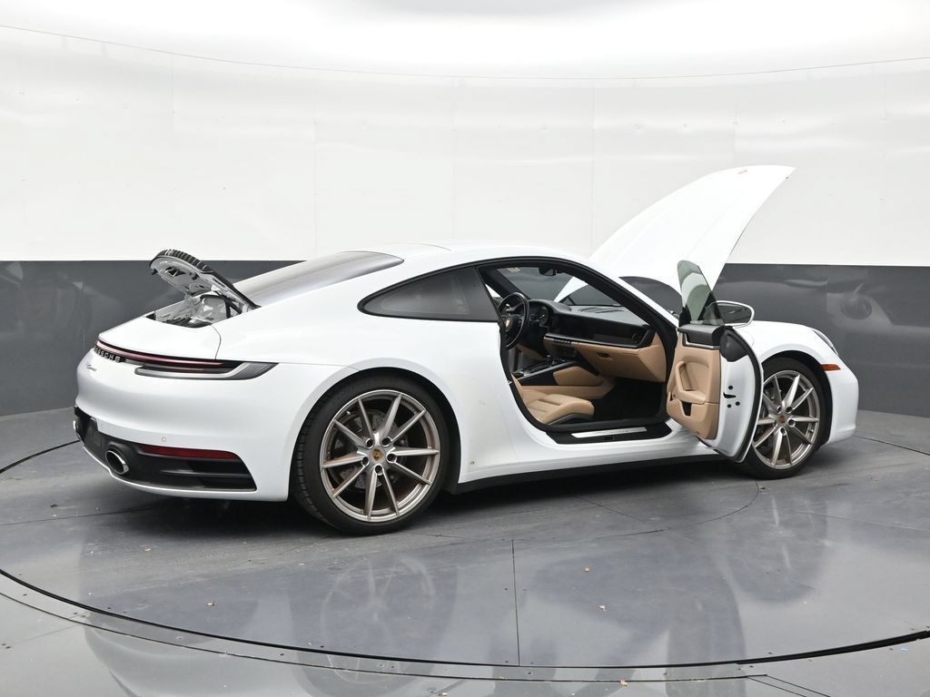 Used 2022 Porsche 911 Carrera RWD image 28