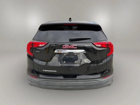 Used 2018 GMC Terrain SLE FWD image 16