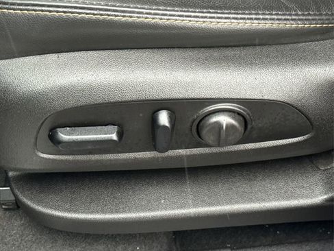 Used 2018 Chevrolet Equinox Premier image 15