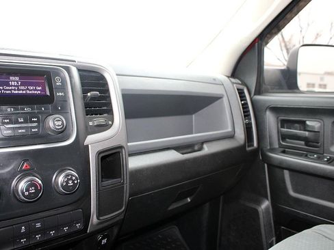 Used 2014 RAM 2500 Tradesman w/ Chrome Appearance Group image 25