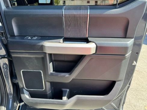 Used 2021 Ford F250 Lariat w/ Lariat Ultimate Package AWD/4WD image 18