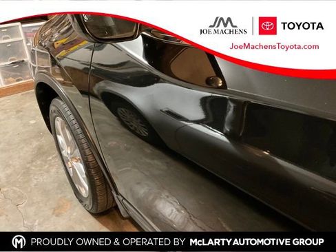 Used 2016 Nissan Rogue SV image 1