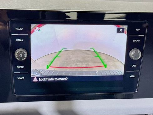 New 2026 Volkswagen Jetta SE FWD image 8