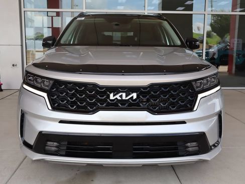 Used 2022 Kia Sorento SX FWD image 2