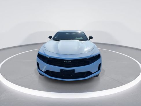 Used 2021 Chevrolet Camaro LT image 3