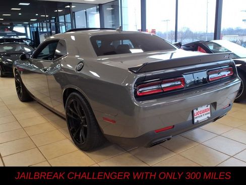Used 2023 Dodge Challenger SRT Hellcat image 5