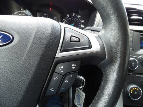 Used 2016 Ford Fusion SE w/ Equipment Group 201A FWD image 23