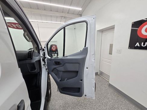 Used 2017 Ford Transit 250 148 Low Roof RWD image 25