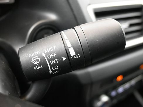 Used 2015 MAZDA MAZDA3 i Grand Touring image 28