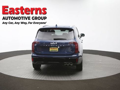 Used 2025 Kia Telluride S FWD image 39