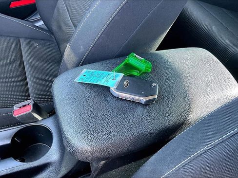 Used 2019 Kia Forte Sedan image 10