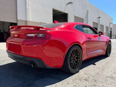 Used 2016 Chevrolet Camaro SS image 9