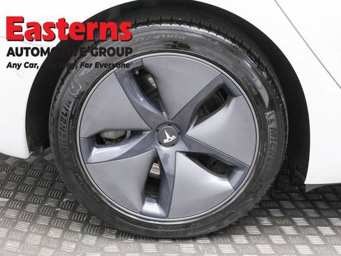 Used 2019 Tesla Model 3 Long Range image 27