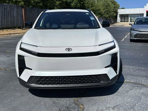 New 2026 Toyota C-HR AWD/4WD image 8