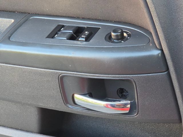 Used 2010 Dodge Challenger SE RWD image 28