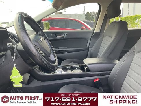 Used 2019 Ford Edge SE FWD image 5